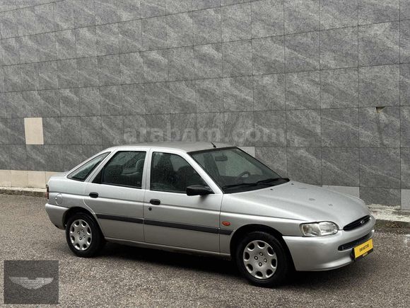 ACİL 1997 MODEL FORD ESCORT 190KM