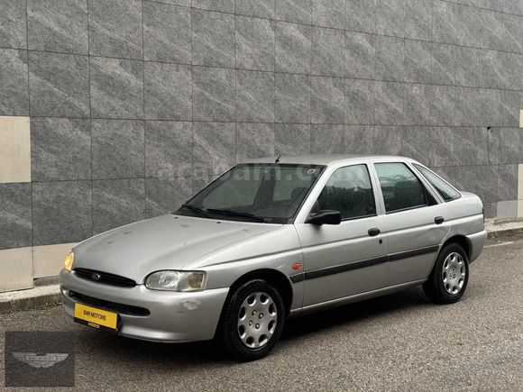 ACİL 1997 MODEL FORD ESCORT 190KM