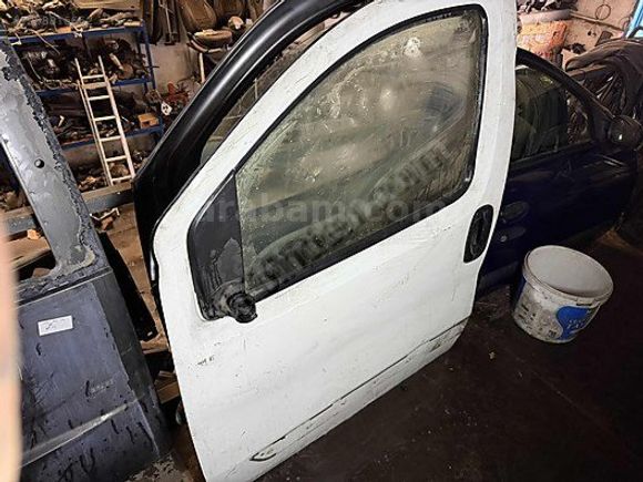 Fiat Fiorino orijinal sol ön kapı boyasız