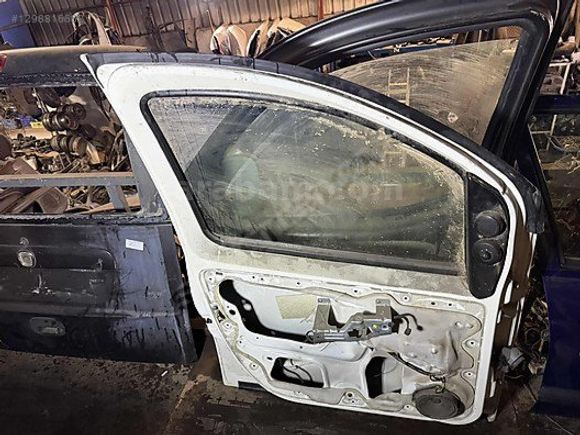 Fiat Fiorino orijinal sol ön kapı boyasız