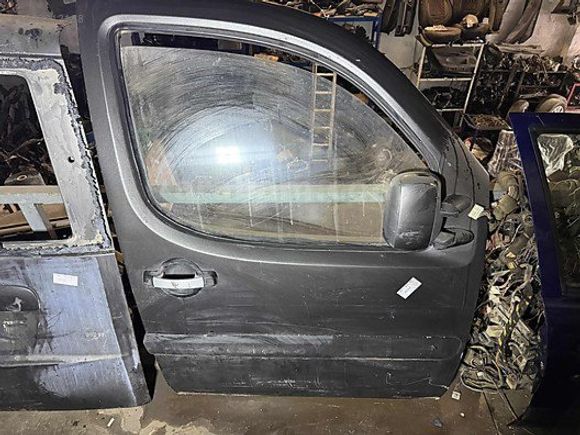 Fiat Doblo 2 orijinal sağ ön kapı
