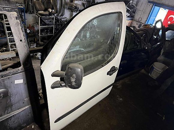 Fiat Doblo orijinal çıkma sol ön kapı
