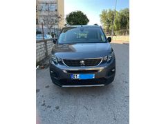 Sahibinden Peugeot Rifter 1.5 BlueHDI Plus Allure 2021 Model KAZASIZ BOYAZSIZ 