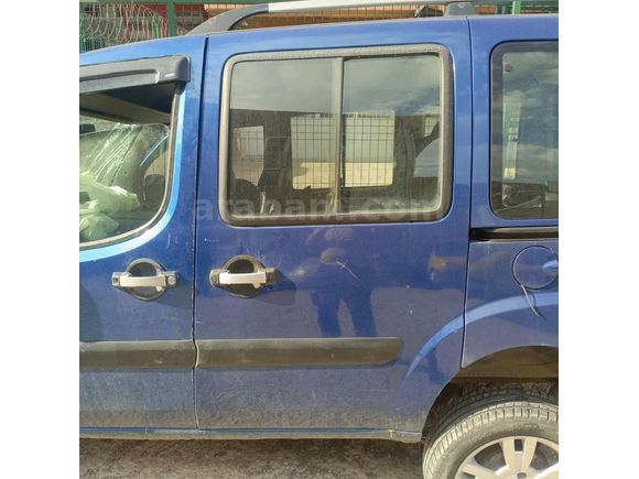 Fiat Doblo 1 Sok Arka Kapı