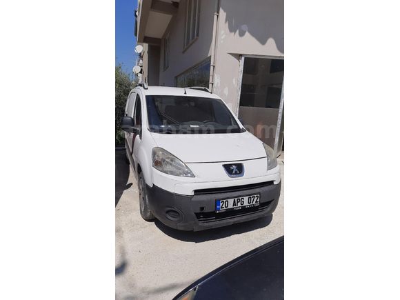 Galeriden Peugeot Partner 1.6 HDI Comfort Pack 2012 Model Denizli