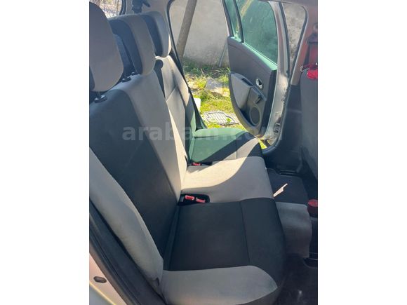 Sahibinden Renault Clio 1.2 Extreme 2011 Model