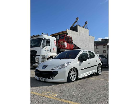 Sahibinden Peugeot 207 1.4 HDi Trendy 2008 Model 