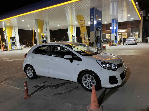 Sahibinden Kia Rio 1.4 CVVT Comfort 2016 Model  107.000 km Beyaz