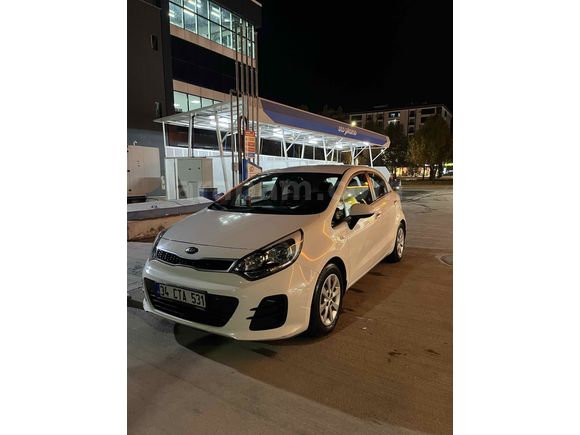 Sahibinden Kia Rio 1.4 CVVT Comfort 2016 Model  107.000 km Beyaz