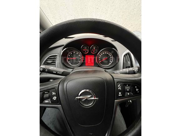 Sahibinden Öğretmenden Opel Astra 1.6  j kasa Edition 2013 Model 