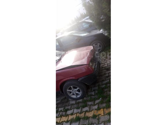 Sahibinden 1993 hasarlı Lada  2028 Şubat muayneli