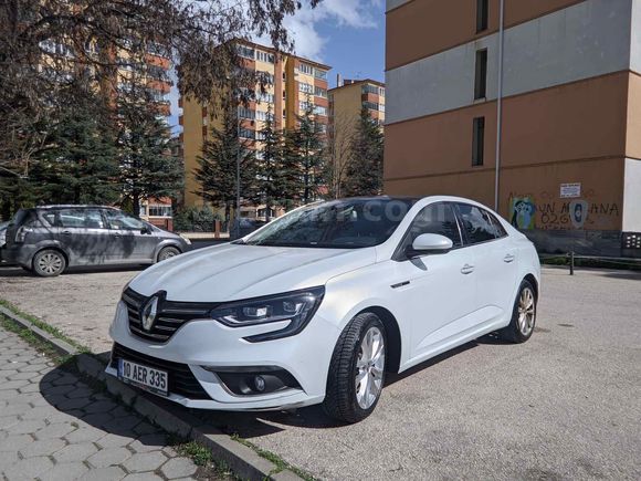 Sahibinden Renault Megane 1.5 Blue DCI Icon 2020 Model 