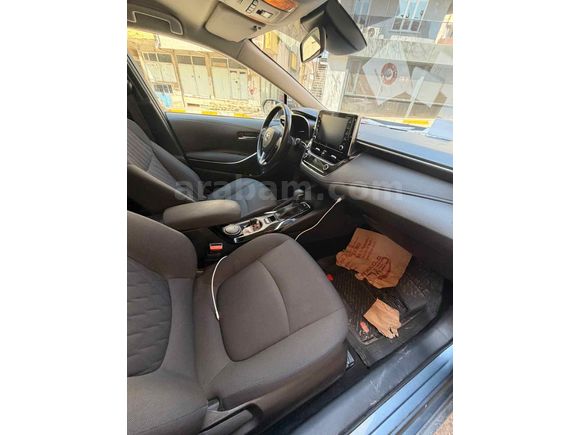 Sahibinden Toyota Corolla 1.8 Hybrid Dream 2022 Model 