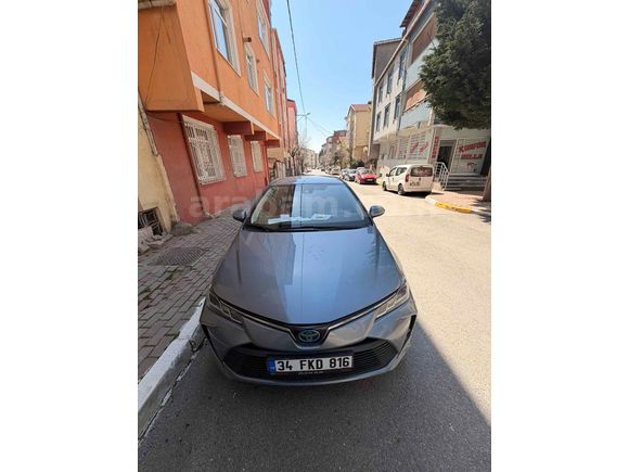 Sahibinden Toyota Corolla 1.8 Hybrid Dream 2022 Model 