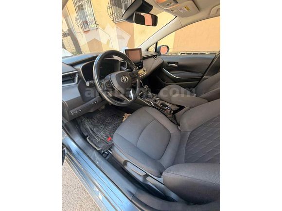 Sahibinden Toyota Corolla 1.8 Hybrid Dream 2022 Model 