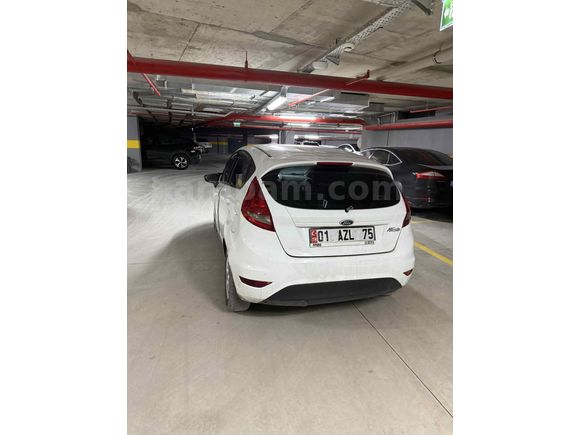 Sahibinden Ford Fiesta 1.4 TDCi Trend 2011 Model 