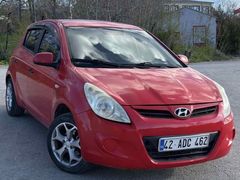 Sahibinden Hyundai i20 Troy 1.2 DOHC Mode 2011 Model Van 226Bin km Kırmızı