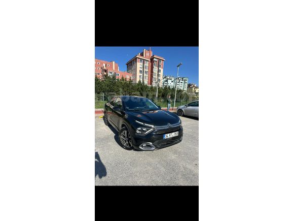 Sahibinden Citroen C4 X 1.2 PureTech Shine 2023 Model
