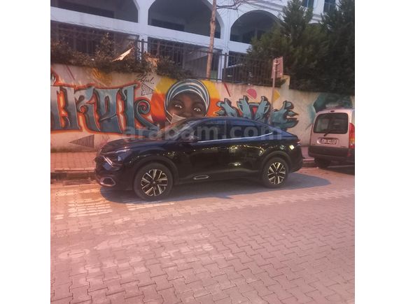 Sahibinden Citroen C4 X 1.2 PureTech Shine 2023 Model