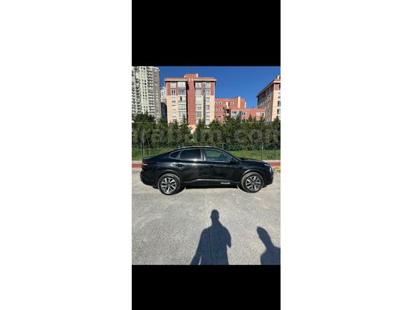 Sahibinden Citroen C4 X 1.2 PureTech Shine 2023 Model