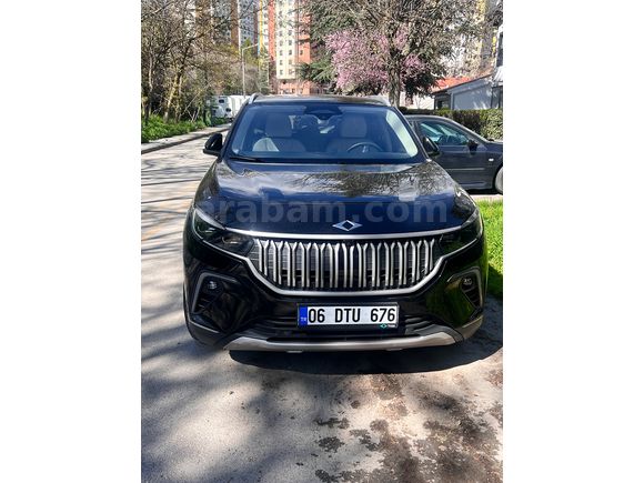İlk sahibi TOGG T10X V2 2023 uzun menzil yeni gibi Meridien arka ısıtmalı garanti Ağst2028