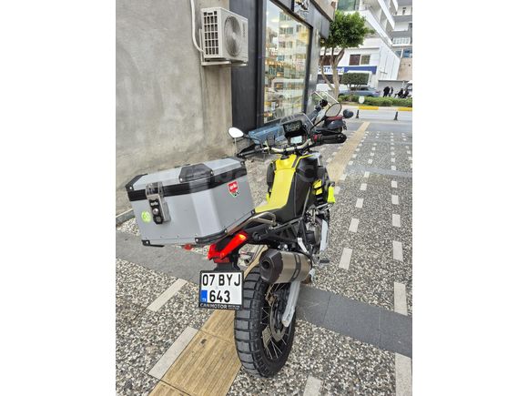 Sahibinden Aprilia Tuareg