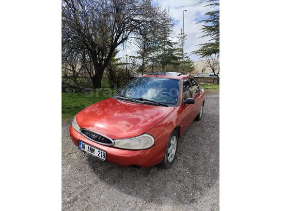 Sahibinden Ford Mondeo 2.0 Ghia 1997 Model  291.800 km Kırmızı