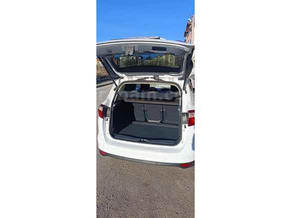 C-MAX TİTANYUM X (IŞIK PAKET) CAM TAVAN ELEKTRİKLİ BAGAJ