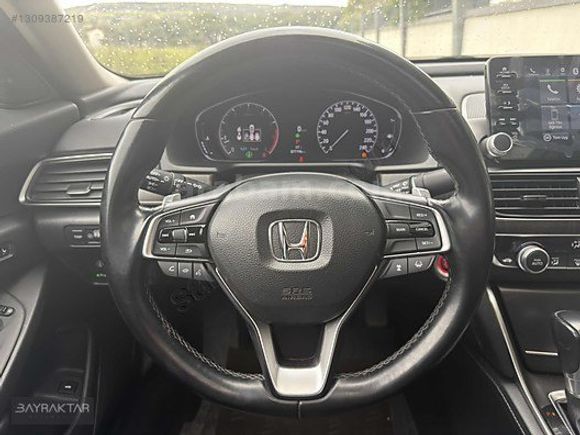 BAYRAKTAR'DAN 2021 HONDA ACCORD 1.5 VTEC EXECUTİVE PLUS BOYASIZ
