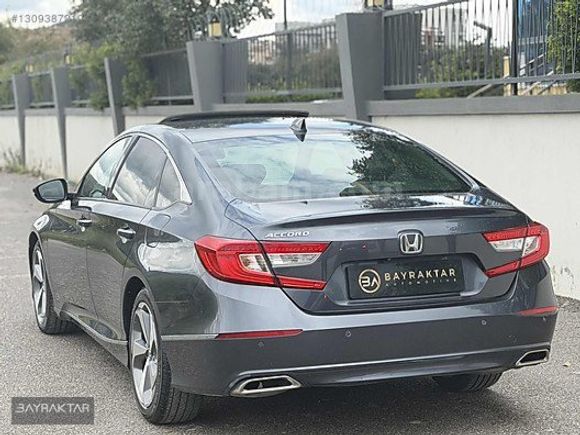 BAYRAKTAR'DAN 2021 HONDA ACCORD 1.5 VTEC EXECUTİVE PLUS BOYASIZ