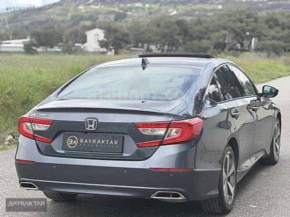 BAYRAKTAR'DAN 2021 HONDA ACCORD 1.5 VTEC EXECUTİVE PLUS BOYASIZ
