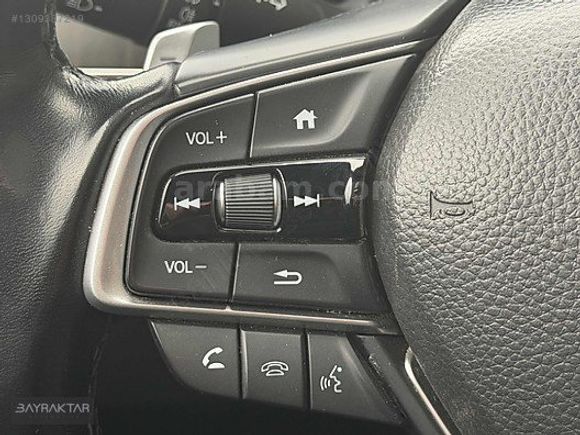 BAYRAKTAR'DAN 2021 HONDA ACCORD 1.5 VTEC EXECUTİVE PLUS BOYASIZ