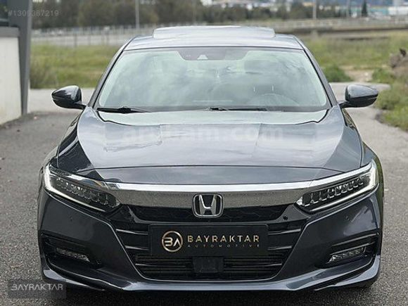 BAYRAKTAR'DAN 2021 HONDA ACCORD 1.5 VTEC EXECUTİVE PLUS BOYASIZ