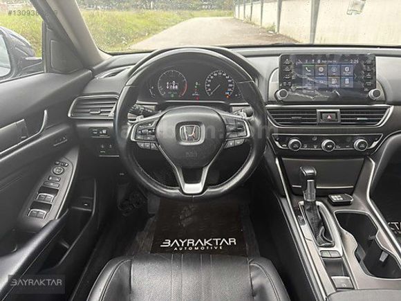BAYRAKTAR'DAN 2021 HONDA ACCORD 1.5 VTEC EXECUTİVE PLUS BOYASIZ