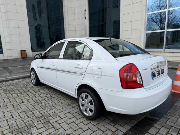 Sahibinden Hyundai Accent Era 1.6 Select 2010 Model 