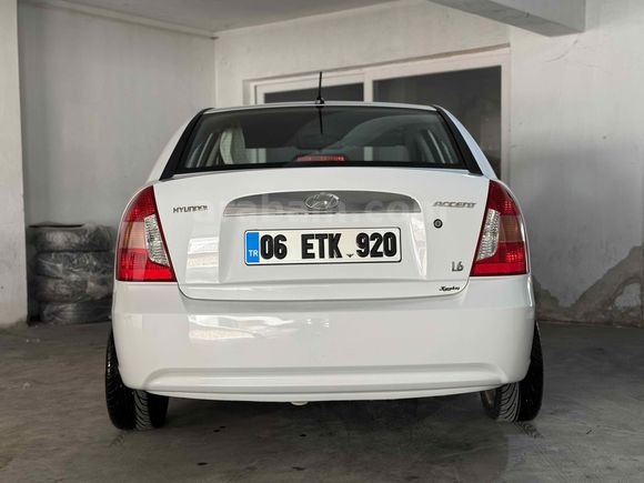 Sahibinden Hyundai Accent Era 1.6 Select 2010 Model 