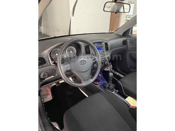 Sahibinden Hyundai Accent Era 1.6 Select 2010 Model 