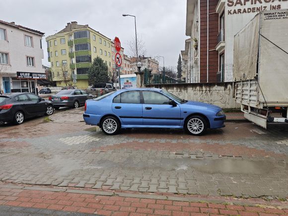 Sahibinden Mitsubishi Carisma 1.6 Avance 2003 Model