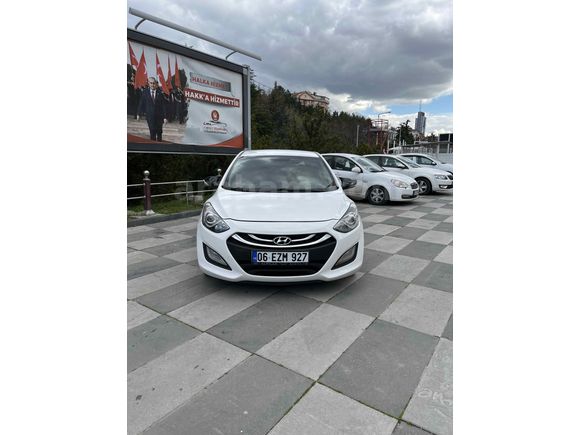 Sahibinden Hyundai i30 1.6 CRDi Style 2013 Model 