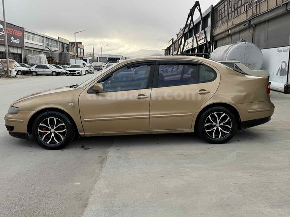 Galeriden Seat Toledo 1.8 Signo 2001 Model Konya