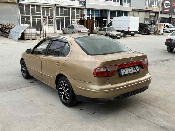 Galeriden Seat Toledo 1.8 Signo 2001 Model Konya