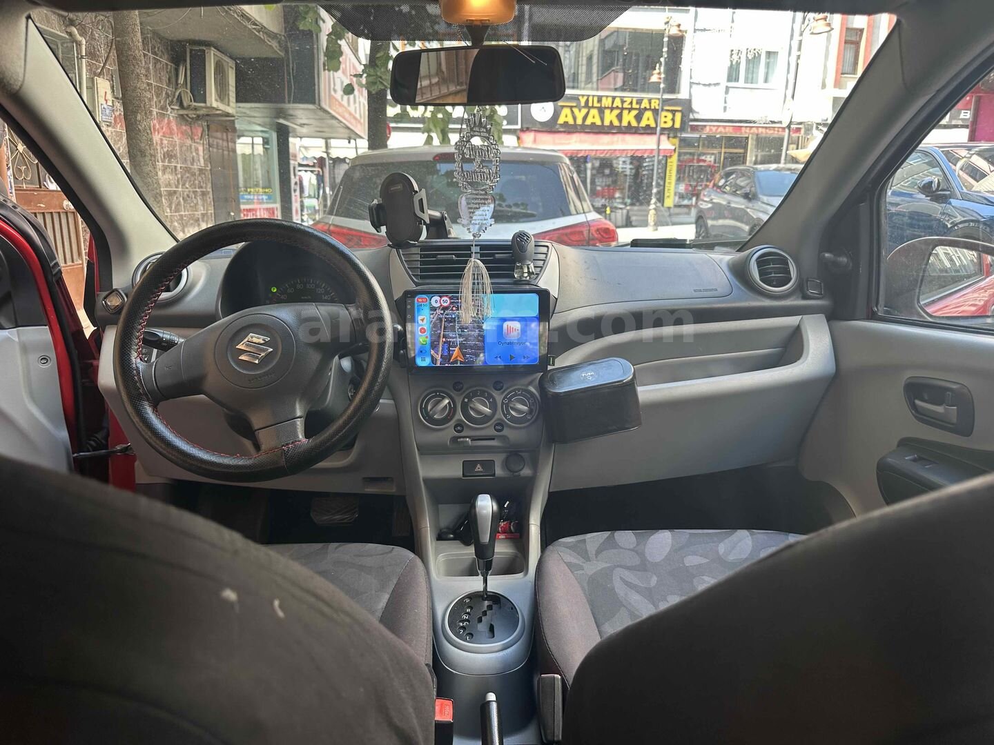 Sahibinden Suzuki Alto 1.0 GL 2011 Model İstanbul 121.000 km Kırmızı 6