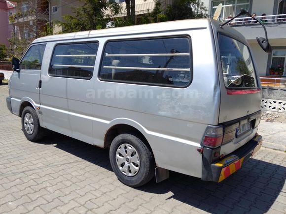 Aracım Kia Hİ BESTA 2.7 D 1998 Model 245500km tamamen orjinal 5+1 kişilik