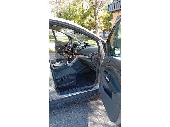@ Sahibinden YeNi KaSa, aiLe aRaBaSı FoRD C-MaX TiTaNiuM 2011 @