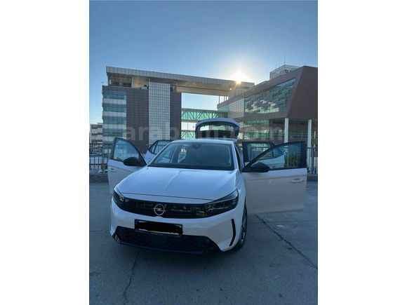 Sahibinden Opel Corsa 1.2 T Edition 2024 Model  19.000 km Beyaz