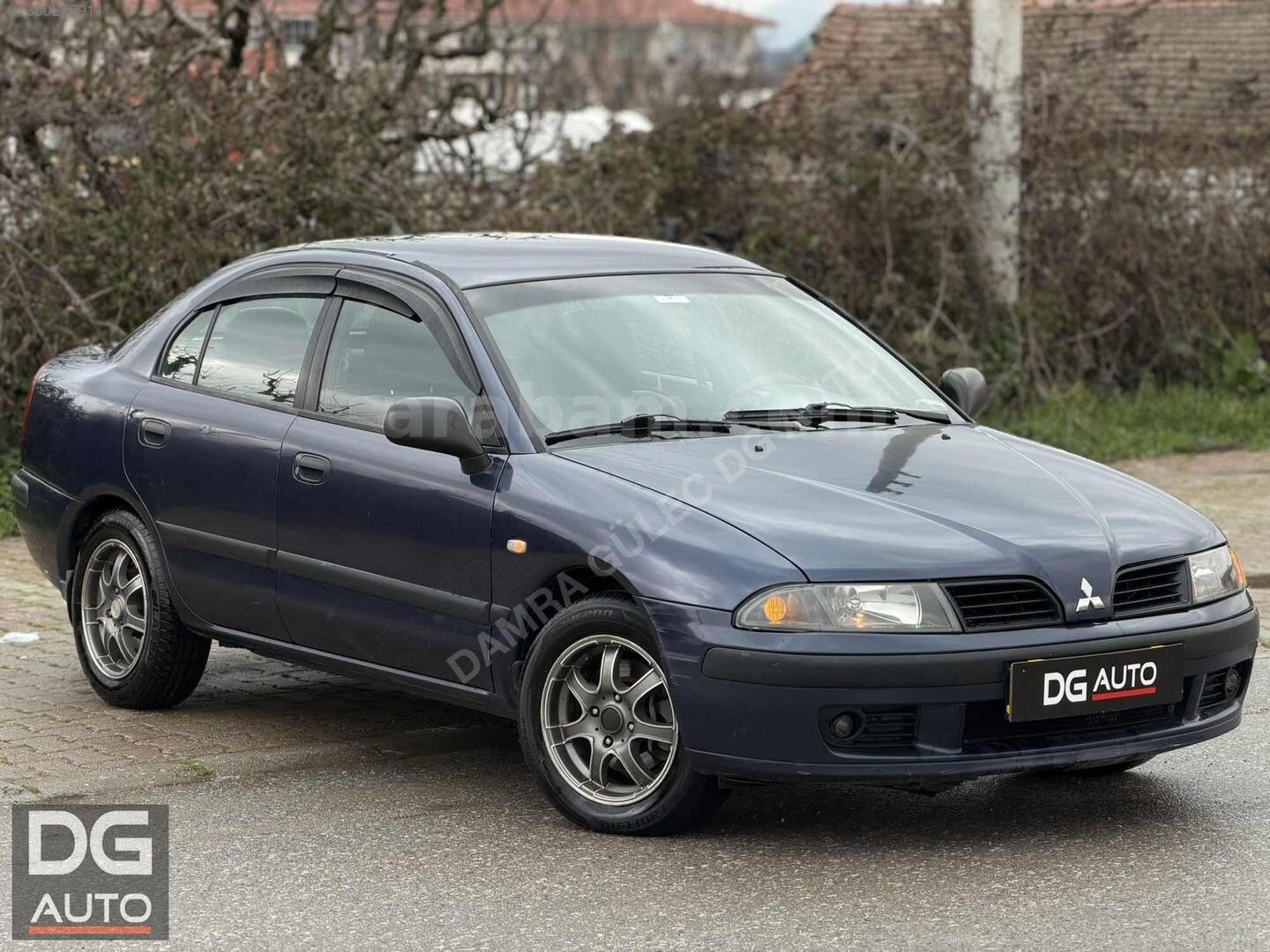 Galeriden Mitsubishi Carisma 1.6 Avance 2003 Model Sakarya 314.000 km Mavi 1