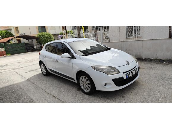Sahibinden Renault Megane 1.5 dCi Privilege 2010 Model