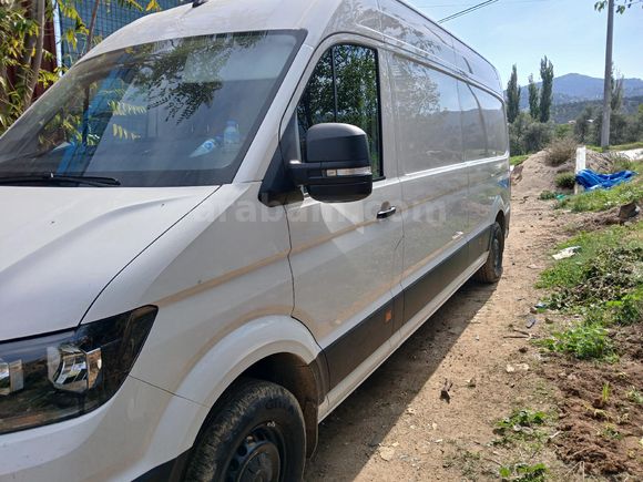 Sahibinden Volkswagen Crafter 2.0 TDI Panelvan Midline 2024 Model