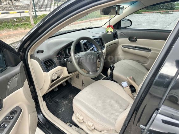 KUMSAL AUTO DAN ÇOK TEMİZ HUNDAİ ERA SELEÇ PAKET