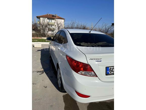  85 binde 2014 Model Hyundai Accent Blue 1.6 CRDI Mode Plus